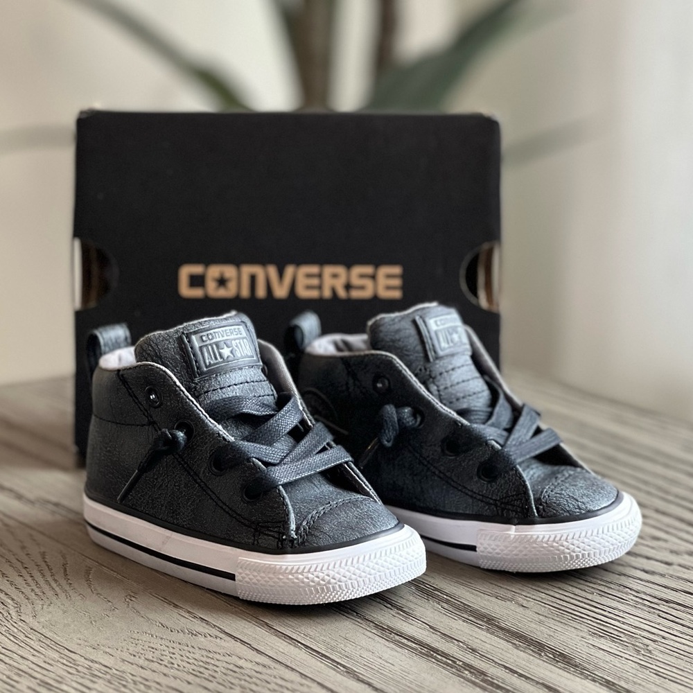 CONVERSE CHUCK TAYLOR STREET MID SNEAKER SHOES